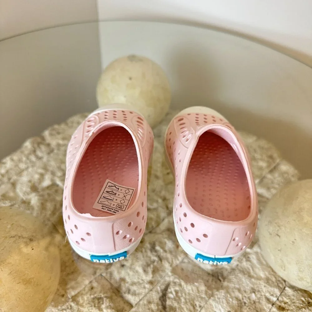 NATIVE Shoes Kids' Jefferson Water Friendly Slip-On Sneaker in Milk Pink